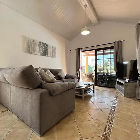Villa Eva - New To The Market, Fully Refurbished Licensed Villa - Private Pool Caleta De Fuste Exterior photo