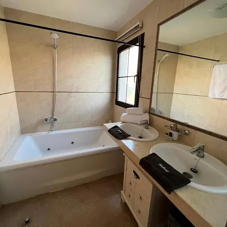 Villa Eva - New To The Market, Fully Refurbished Licensed Villa - Private Pool Caleta De Fuste Exterior photo