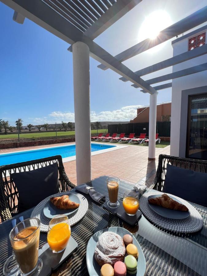 Eva - New To The Market, Fully Refurbished Licensed - Private Pool * Caleta De Fuste